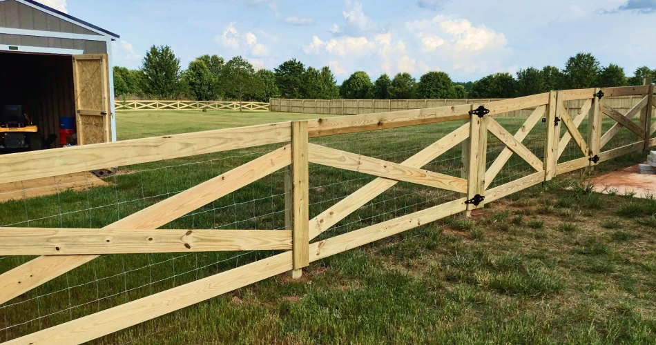 Farm & Agricultural Fencing